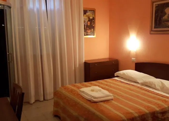 Gloria Otel
