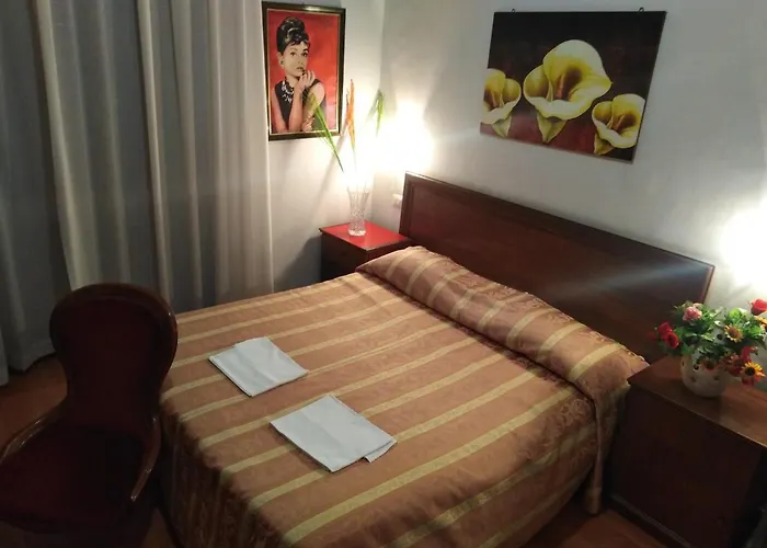 Gloria Otel